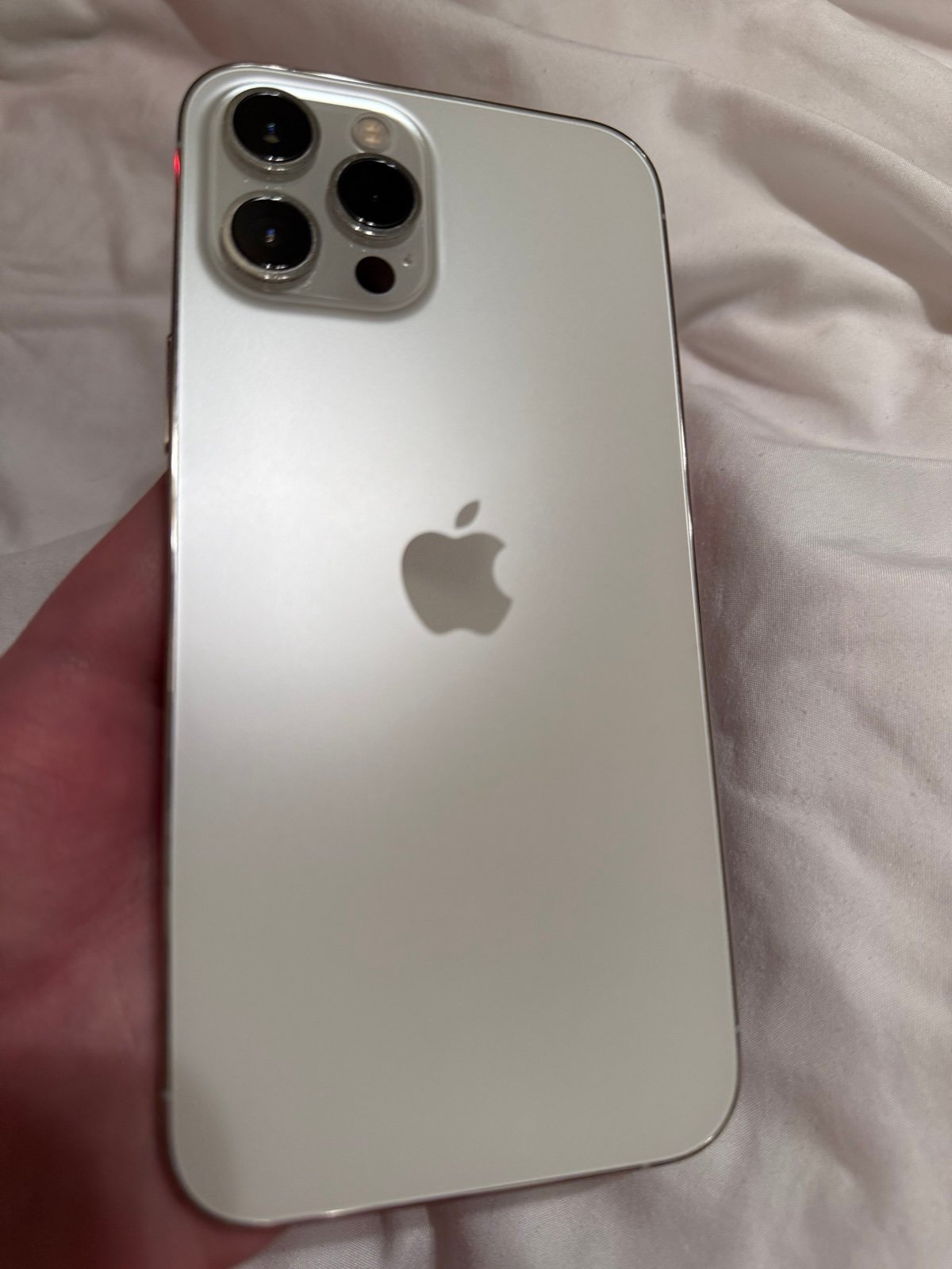 iPhone 12 Pro Max Silver Unlocked 128 GB 1J87