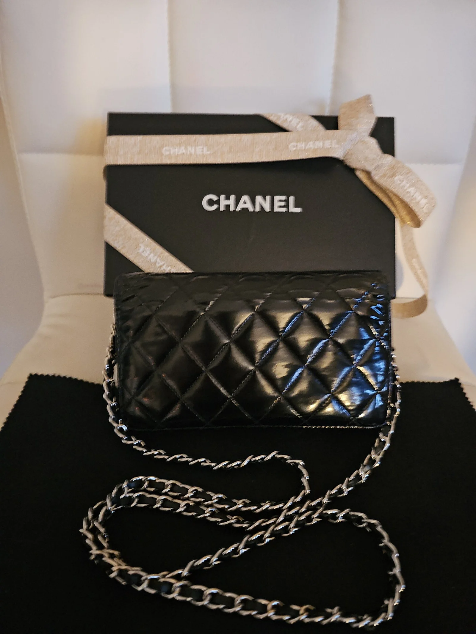CHANEL Black Patent Leather Quilted Wallet