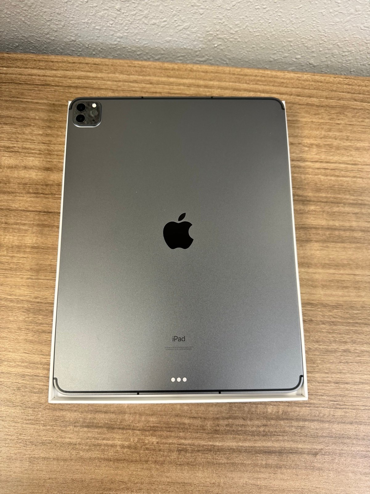 Apple IPad Pro 12.9” 5th Generation 128GB wifi+cellular (Space Gray) 2Q85