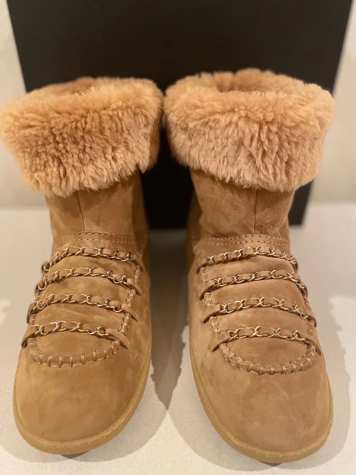 CHANEL Beige Suede and Shearling Fur Chain Link Ankle Boots. Size 11.5 (EU 41.5)