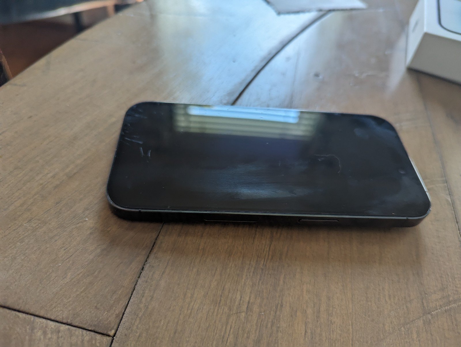 Apple iPhone 14 Pro 256 GB in Deep Purple Unlocked 1S87