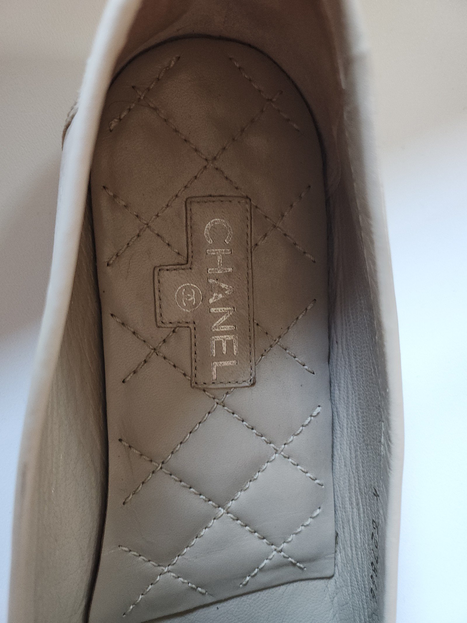 CHANEL CC Logo Loafers