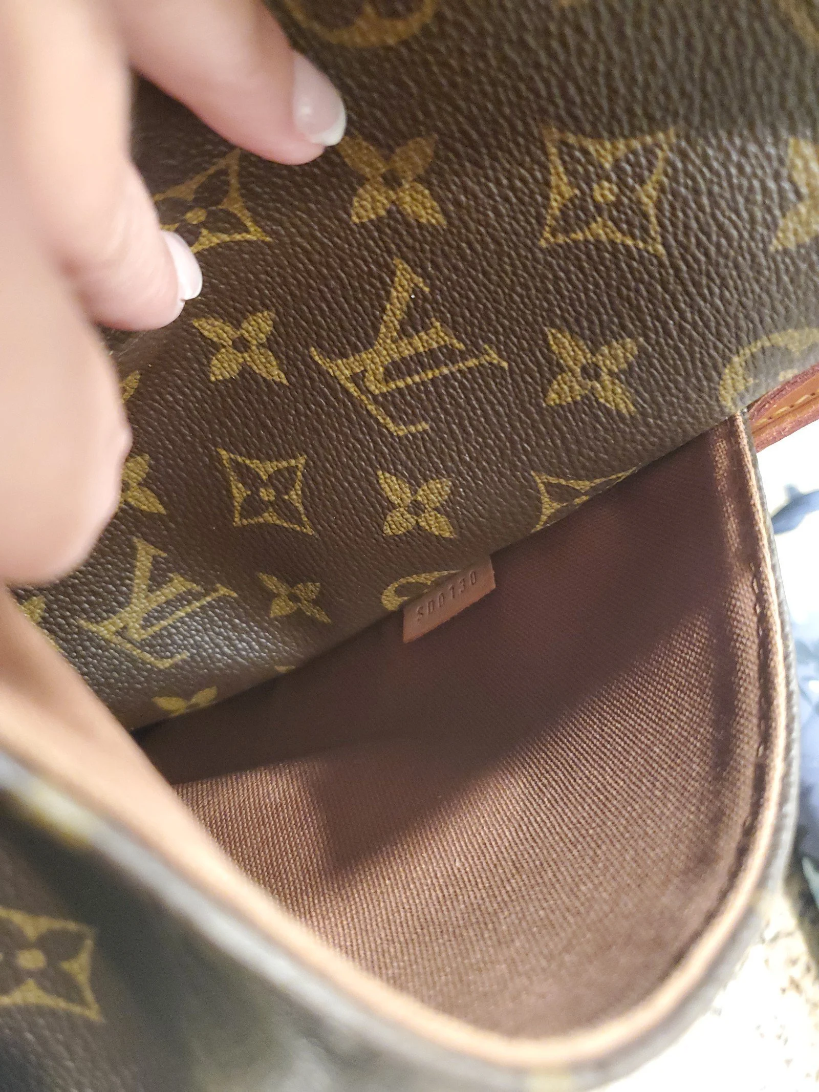 Louis Vuitton Monogram Totally GM Tote Bag in LIKE NEW CONDITION