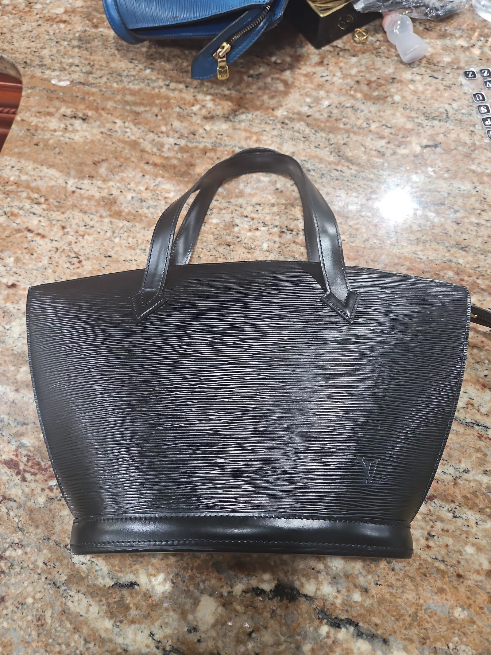 LOUISE VUITTON ST JACQUES SHORT HANDLE