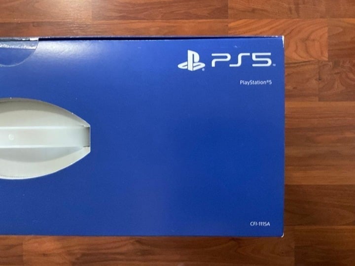 PlayStation 5 PS5 Console Disc Version CFI-1115A 4K Bluray 825GB New SEALED 9M28