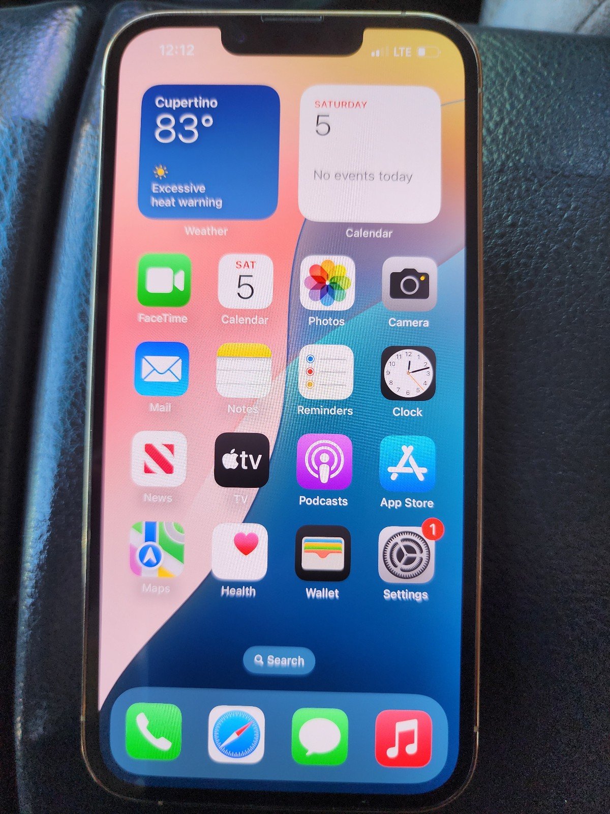 Apple iPhone 13 Pro 128 GB in Gold 8E63