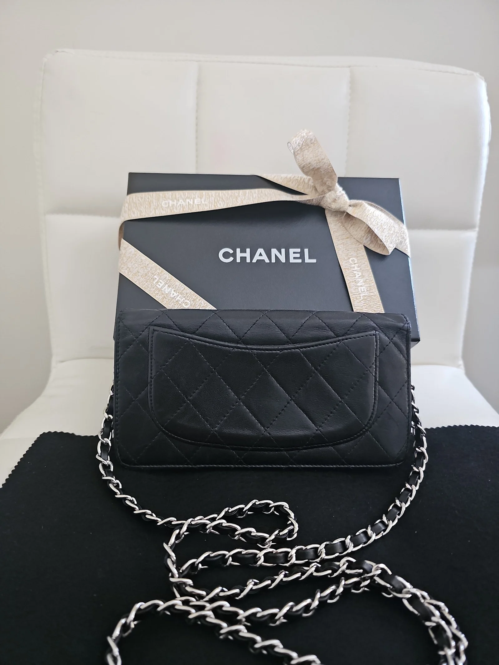 CHANEL Black Lambskin Leather Quilted Wallet