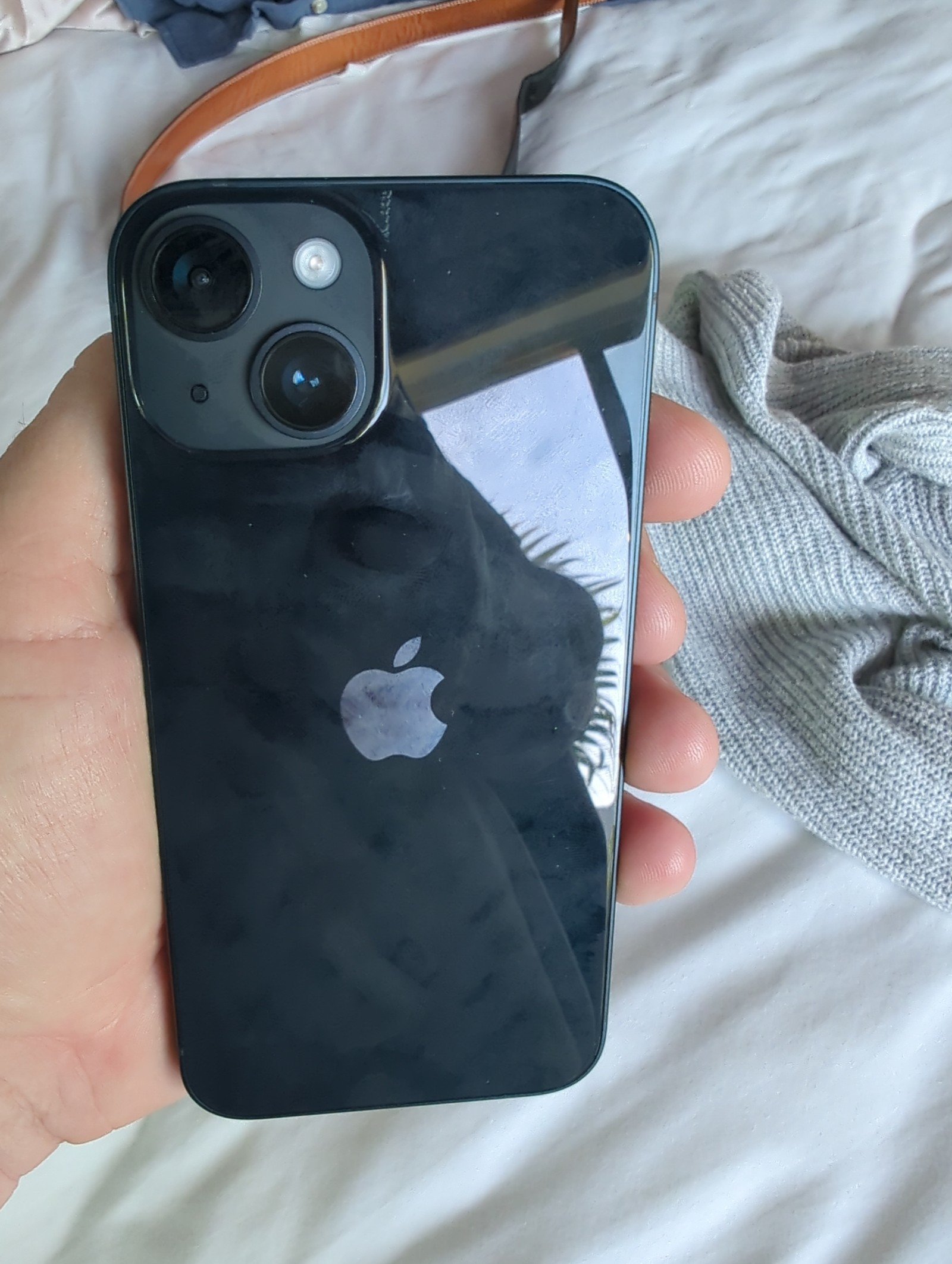 Apple iPhone 14 256 GB in Midnight for Unlocked New 2X77