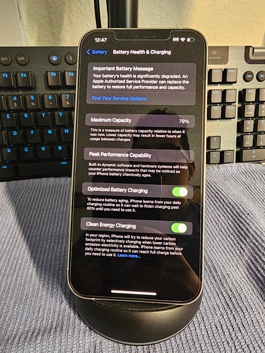 Apple iPhone 12 Pro Max 128 GB in Silver for Unlocked 9T98