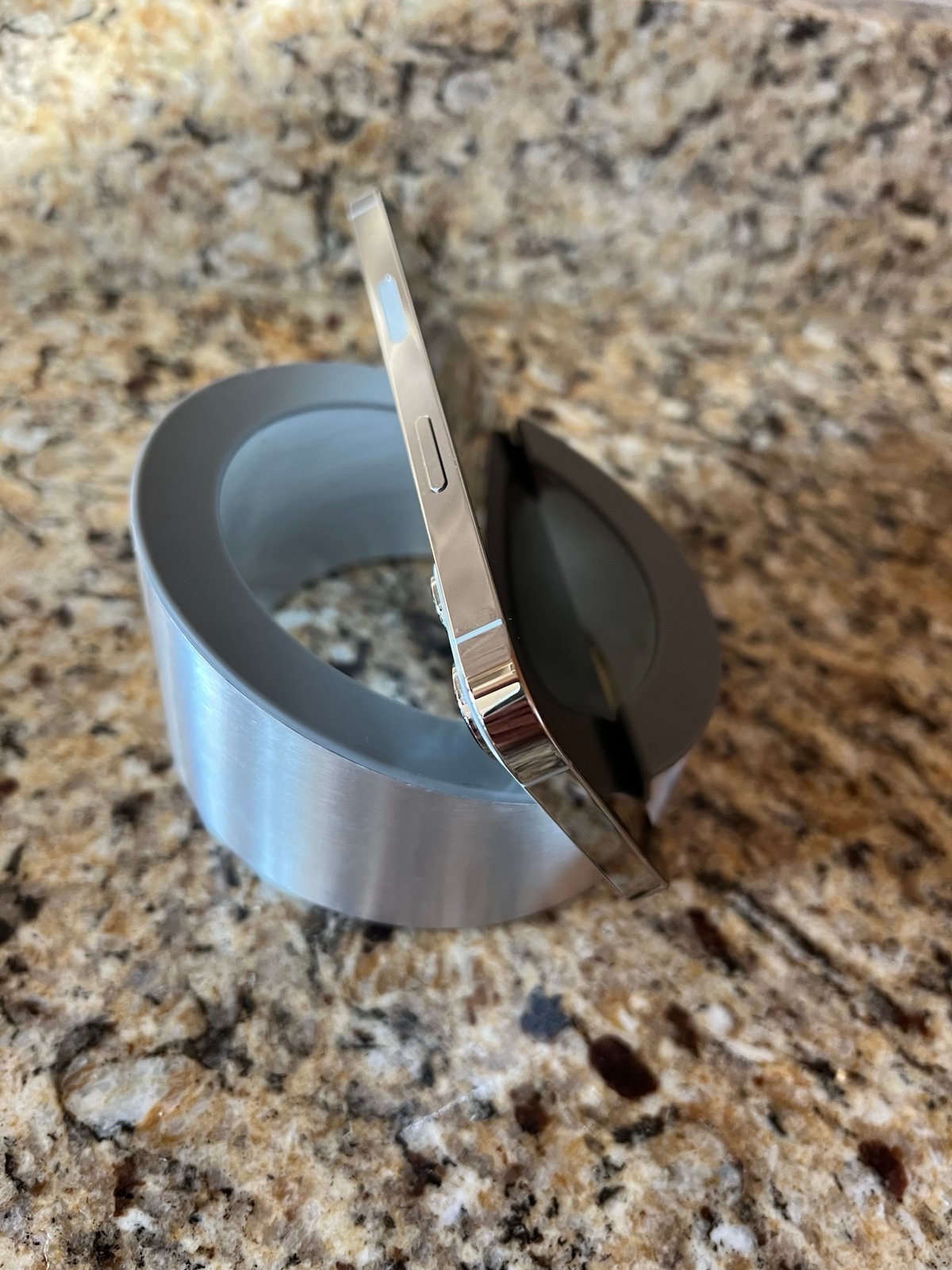 Apple iPhone 13 Pro 128 GB in Silver for Unlocked 8Y81