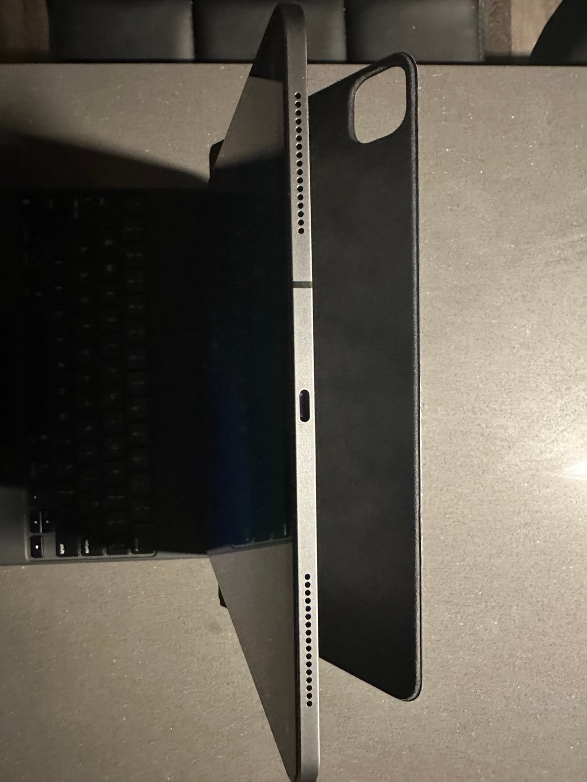 ipad pro 4th gen WiFi /LTE 1 TB 7Y25