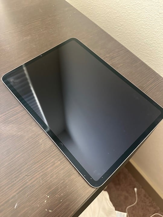 iPad Pro 3rd generation 11 inch 8T87