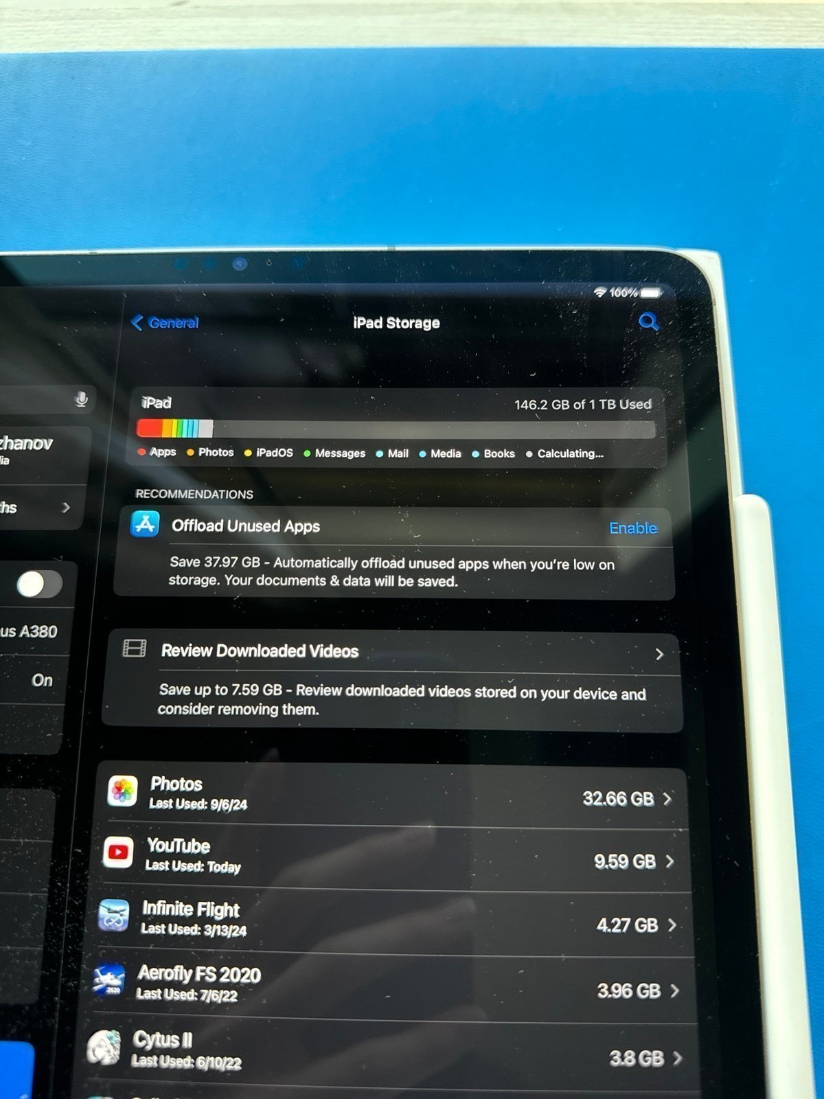 Apple M2 iPad Pro 12.9” 6th Generation 1 TB in Space Gray + Pencil + Case 1H39