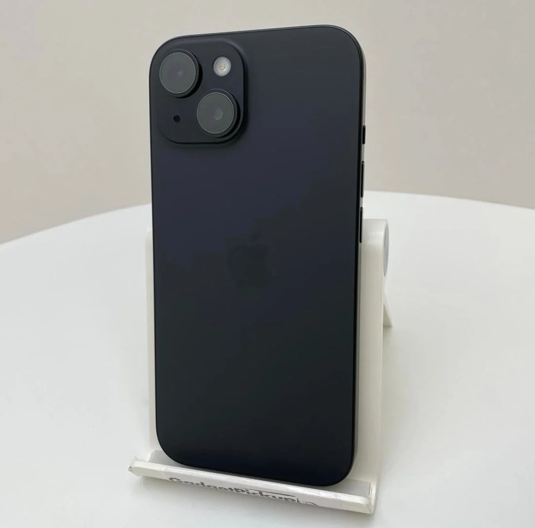 Apple iPhone 15 - Unlocked