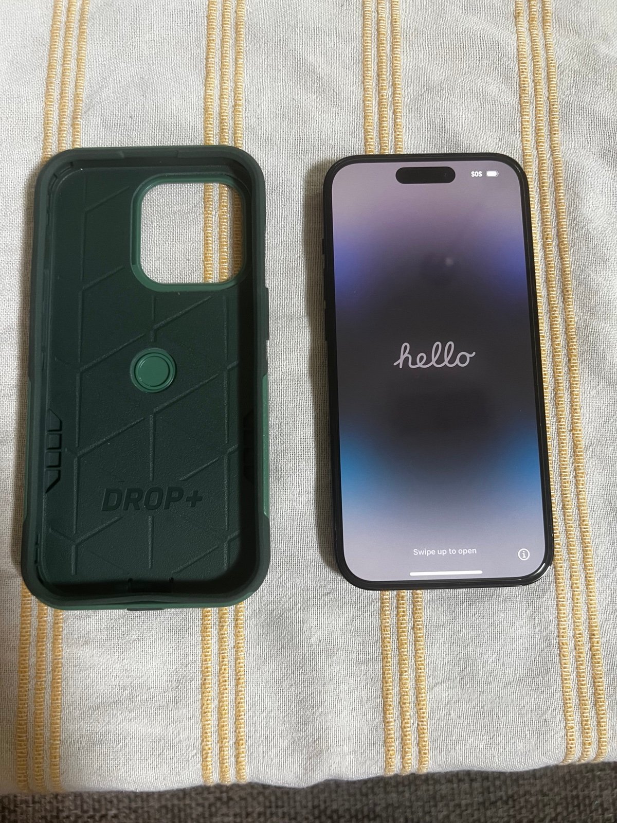 iPhone 14 Pro unlocked 3C39