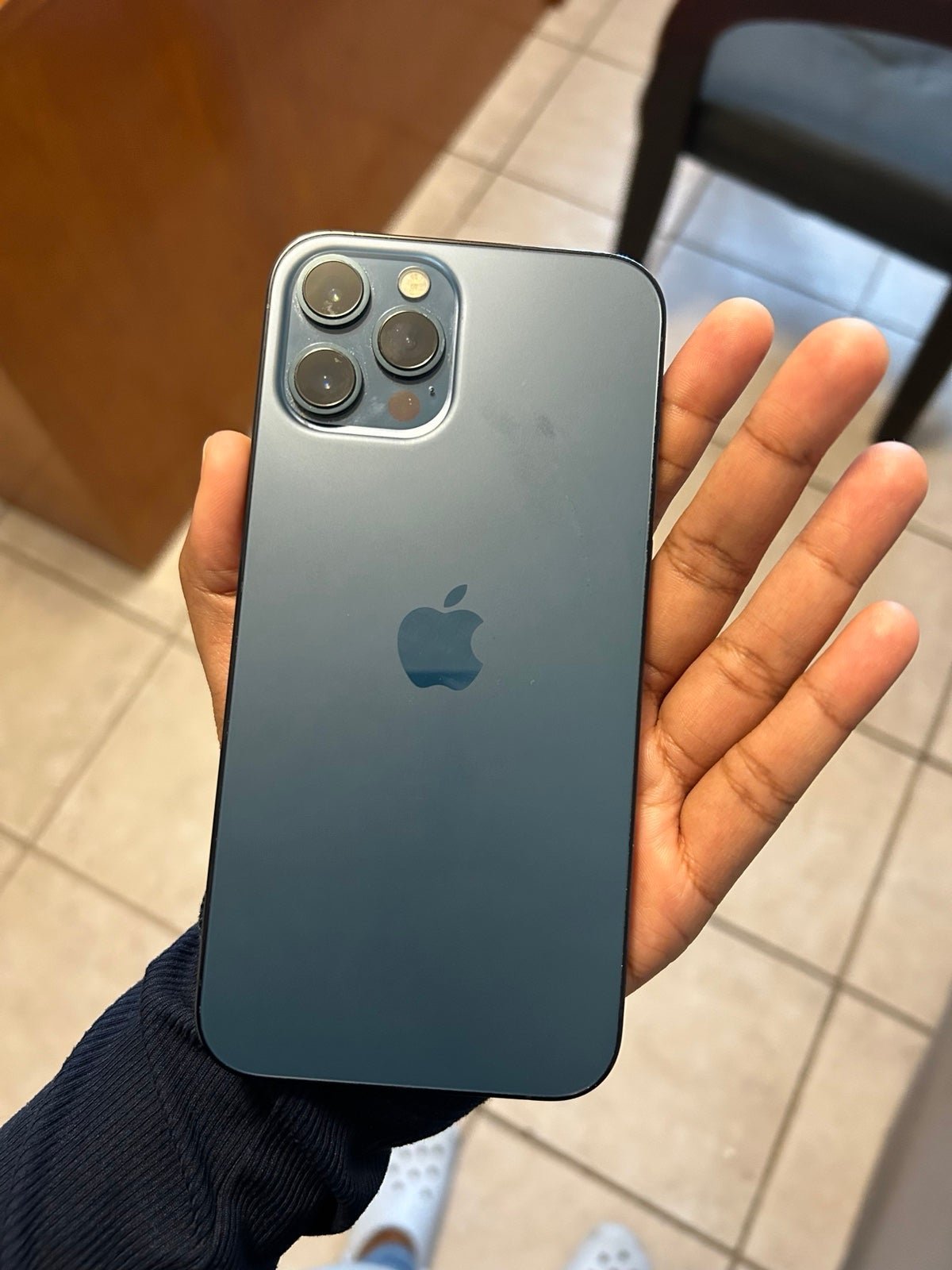 Unlocked Pacific Blue iPhone 12 Pro Max Factory Reset completed 1H17