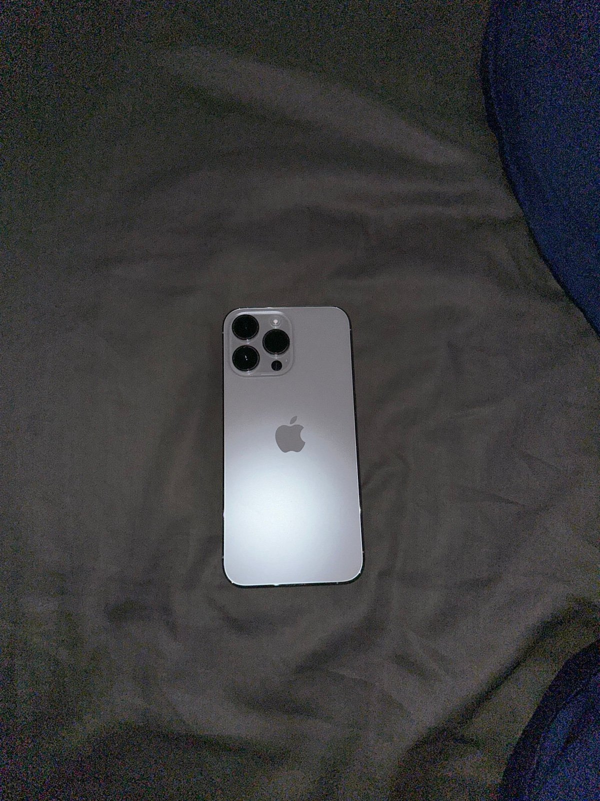 iPhone 14 pro max phone unlocked 2X17