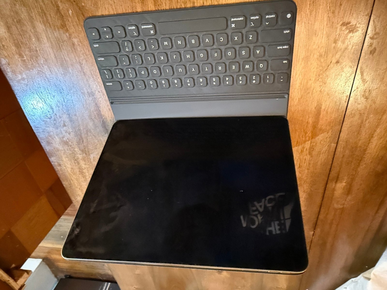 iPad Pro 12.9 5th gen 128gb 3B95