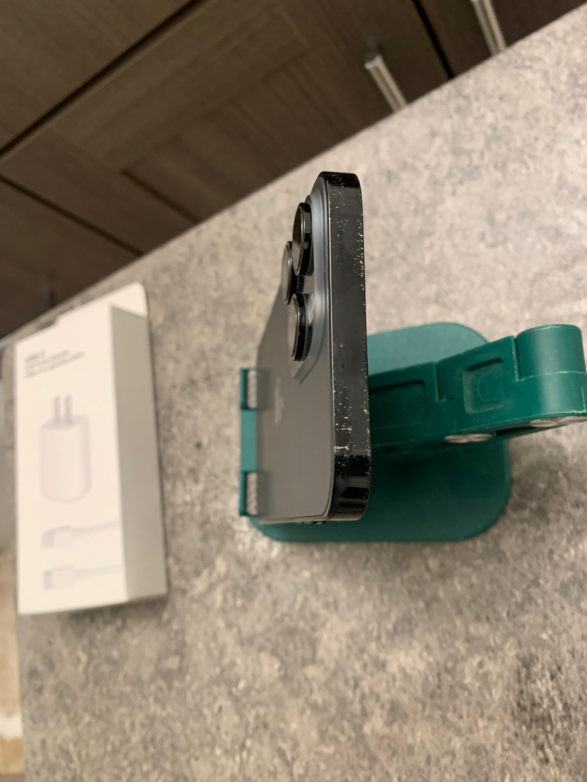 Apple iPhone 14 Pro Max Unlocked 256GB Space Black 6D76