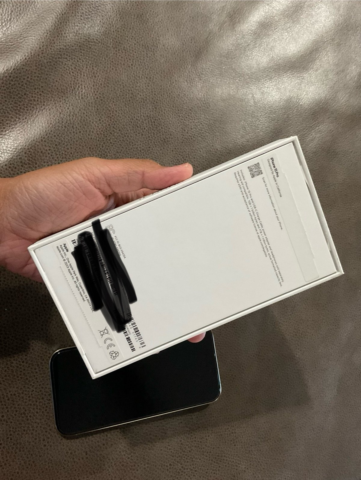 Unlocked iPhone 15 pro 128gb 7S39