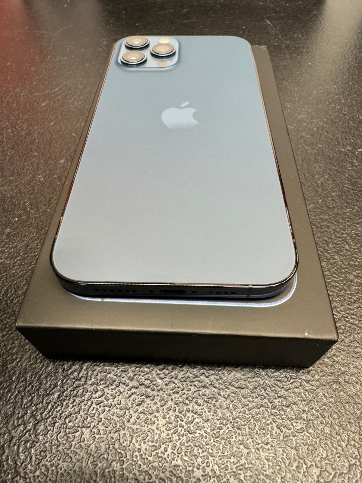 Prestine ! Apple iPhone 12 Pro Max - 512 GB - Pacific Blue (Unlocked) FLAWLESS! 1E99