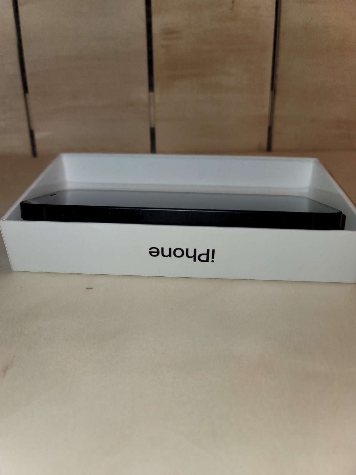 Apple iPhone 12 64 GB in Black for Unlocked 1A35