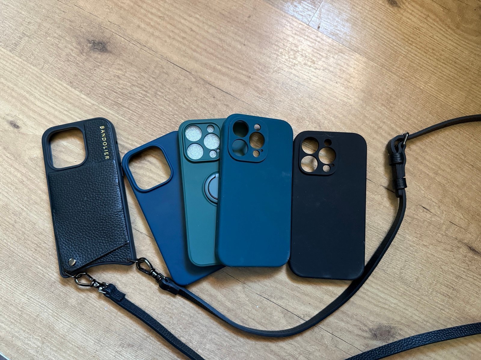 iPhone 14 Pro 256gb purple great condition plus 5 cases 3D53