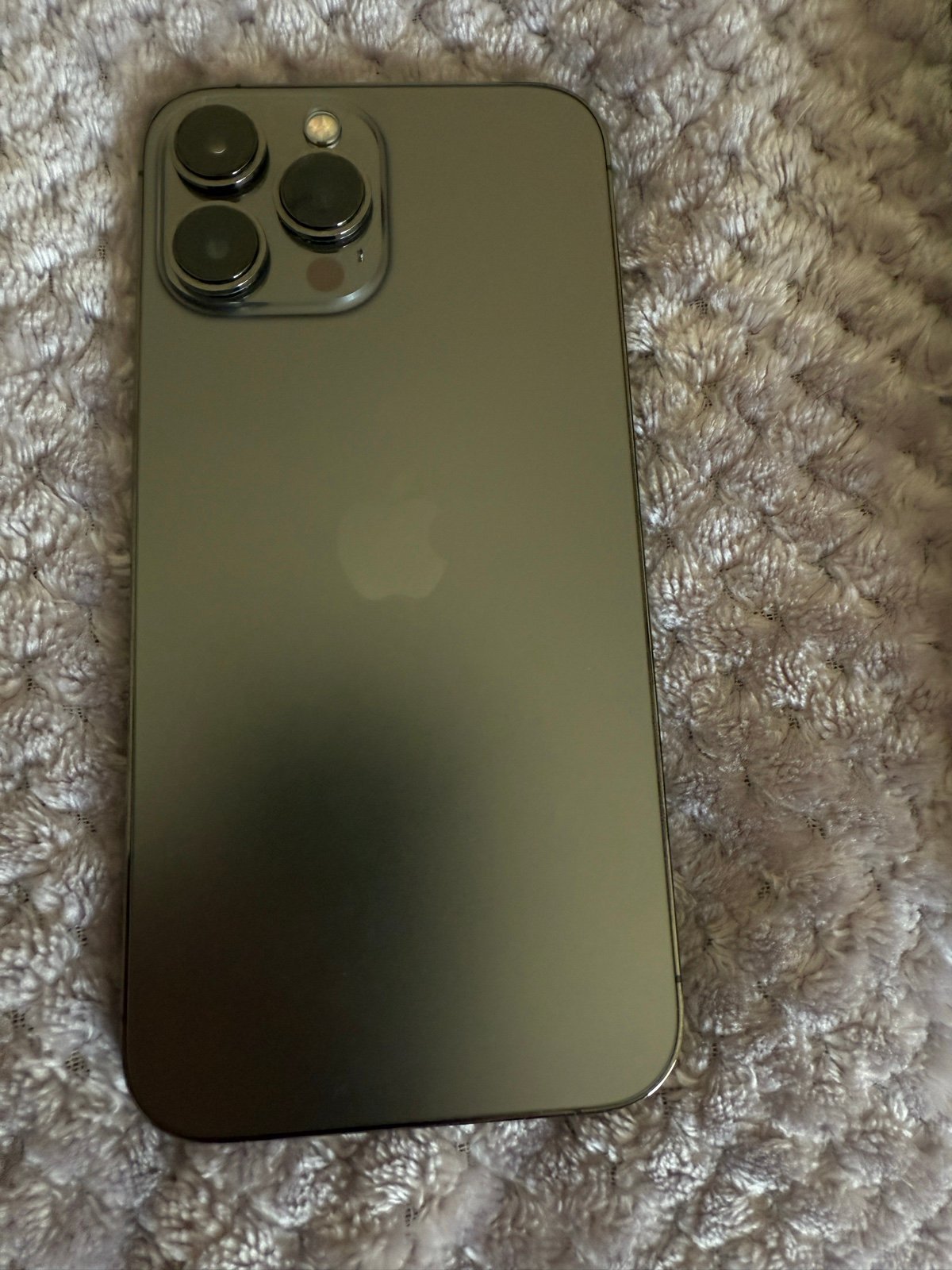 iphone 13 pro max 256gb AT&T 6C31