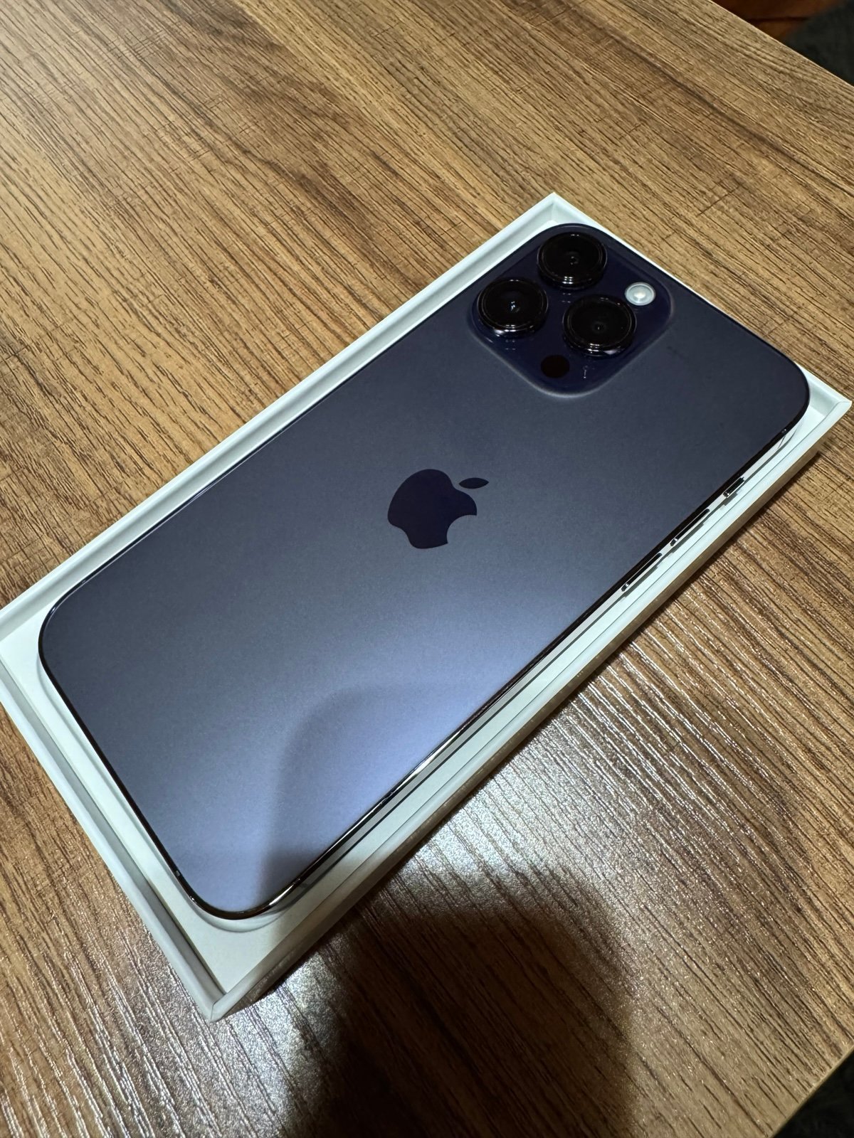 Apple iPhone 14 Pro Max 128 GB Deep Purple Unlocked 7X17