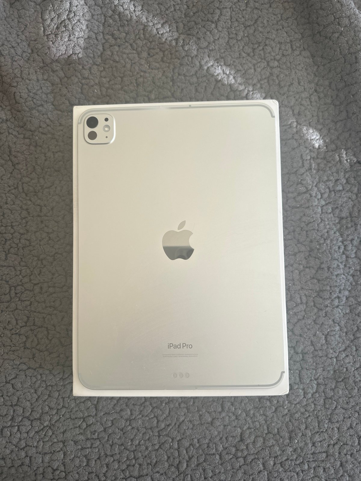 M4 2024 Ipad Pro 7D57