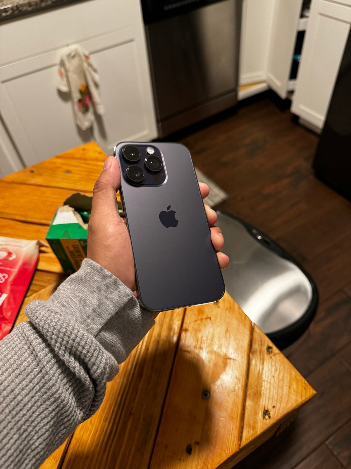 iphone 14 pro deep purple unlocked 9Z16