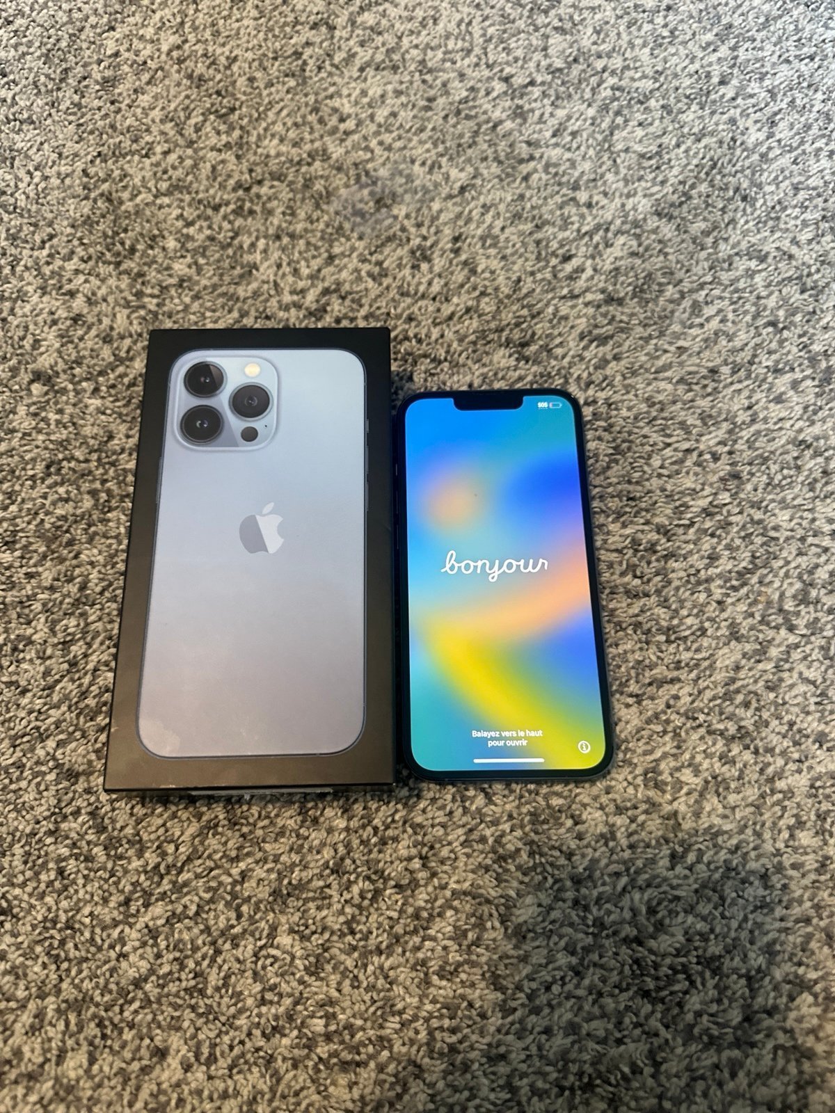 iPhone 13 Pro 256GB Blue UNLOCKED with box 1B16