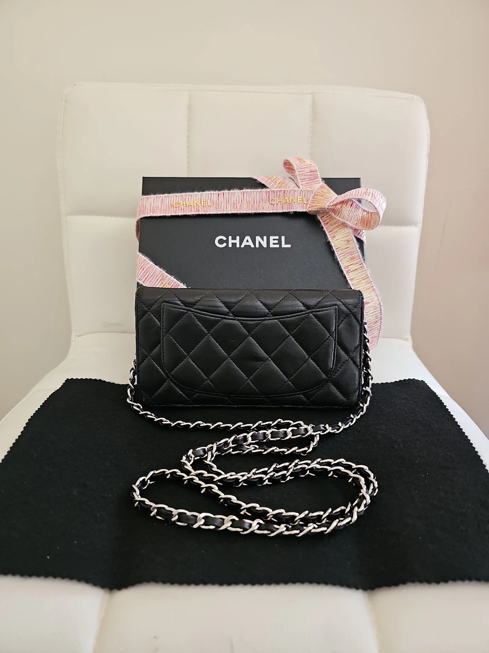CHANEL Black Lambskin Quilted Wallet