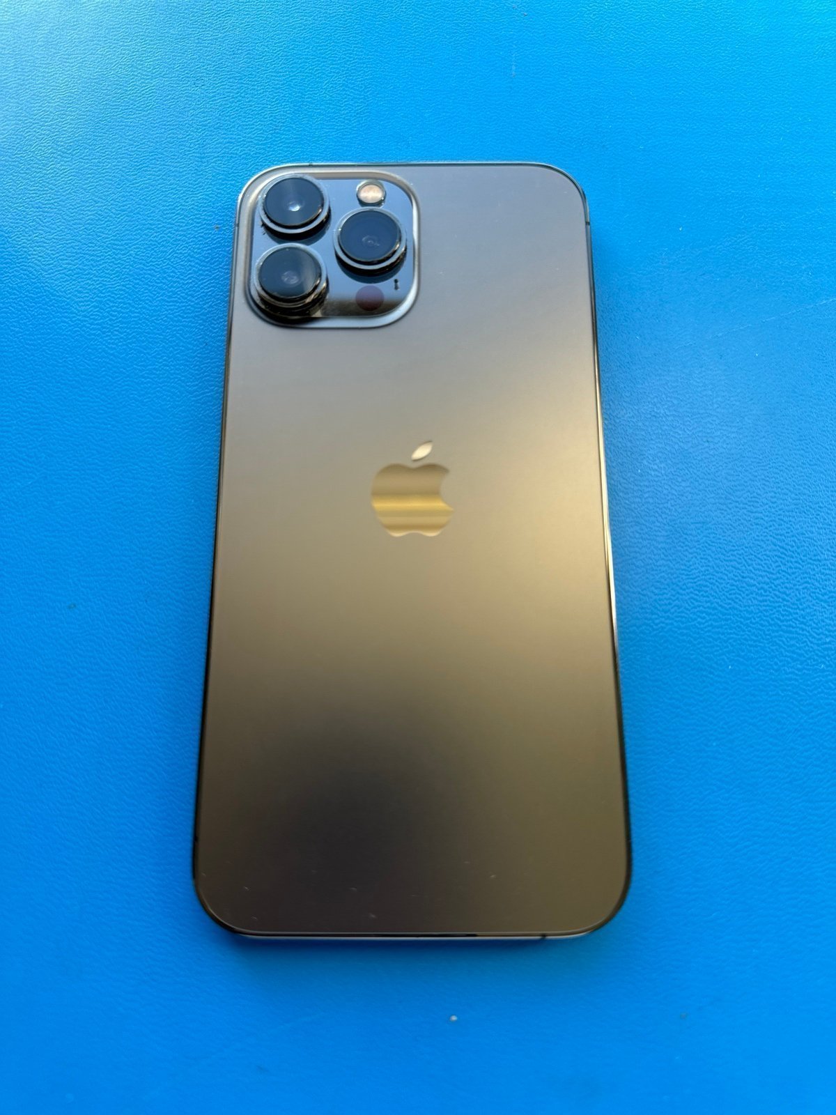 Apple iPhone 13 Pro Max Graphite 512GB AT&T 8J39