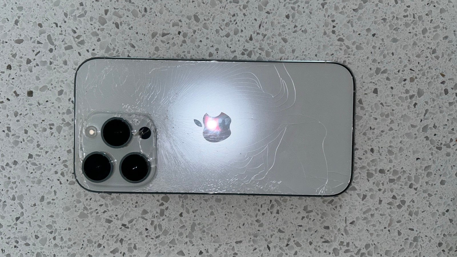 Apple iPhone 14 Pro 8O19