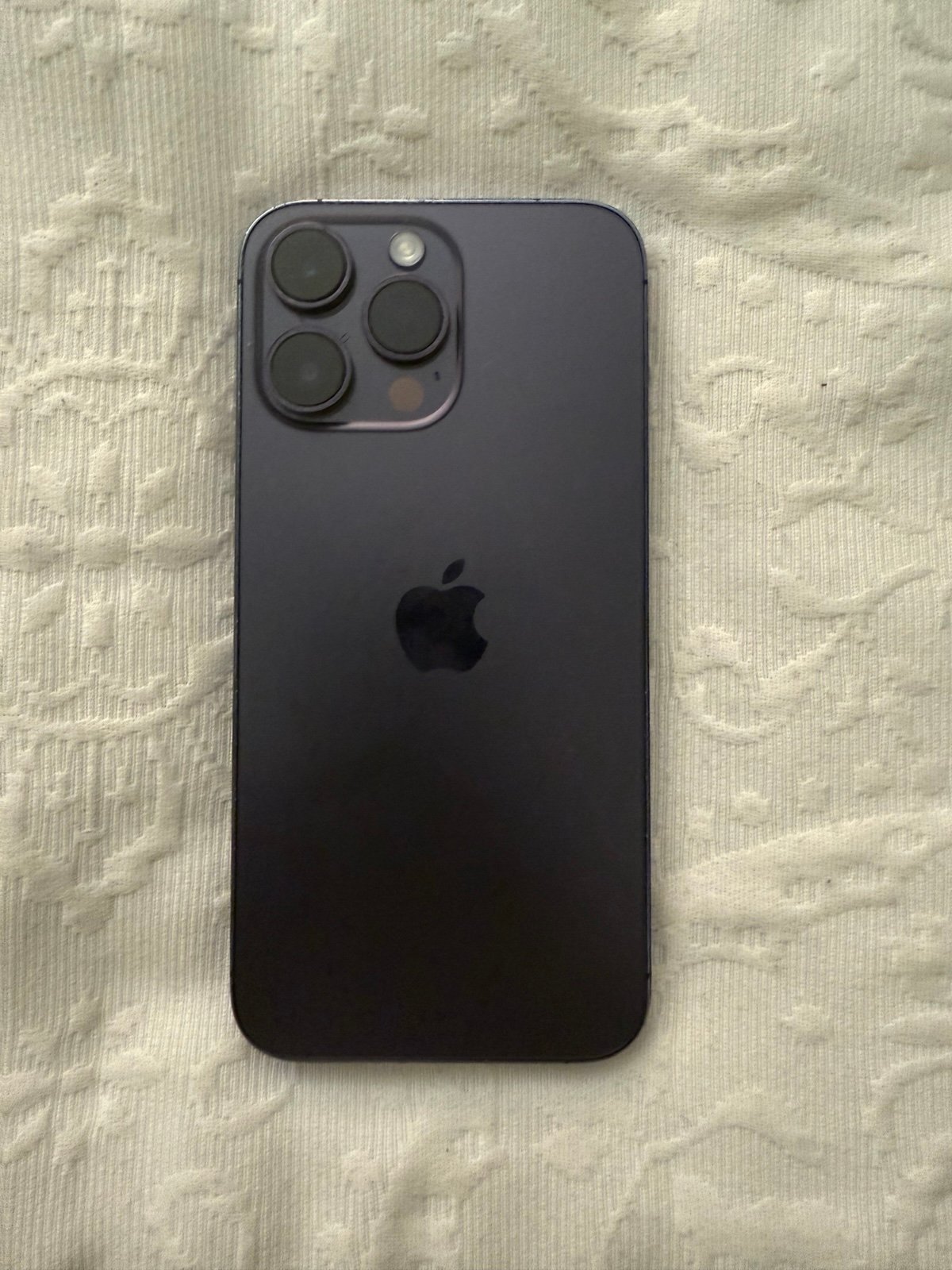 Apple iPhone 14 Pro Max 128 GB in Deep Purple 9F75