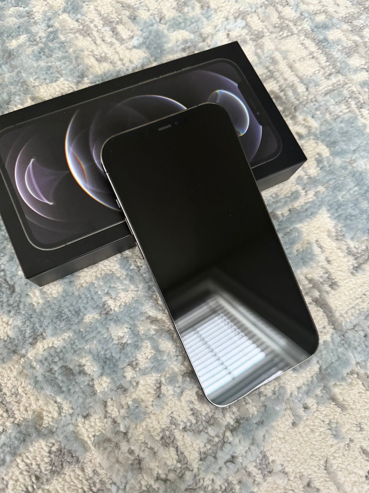 Apple iPhone 12 Pro Max 128 GB in Graphite for Verizon 3H68