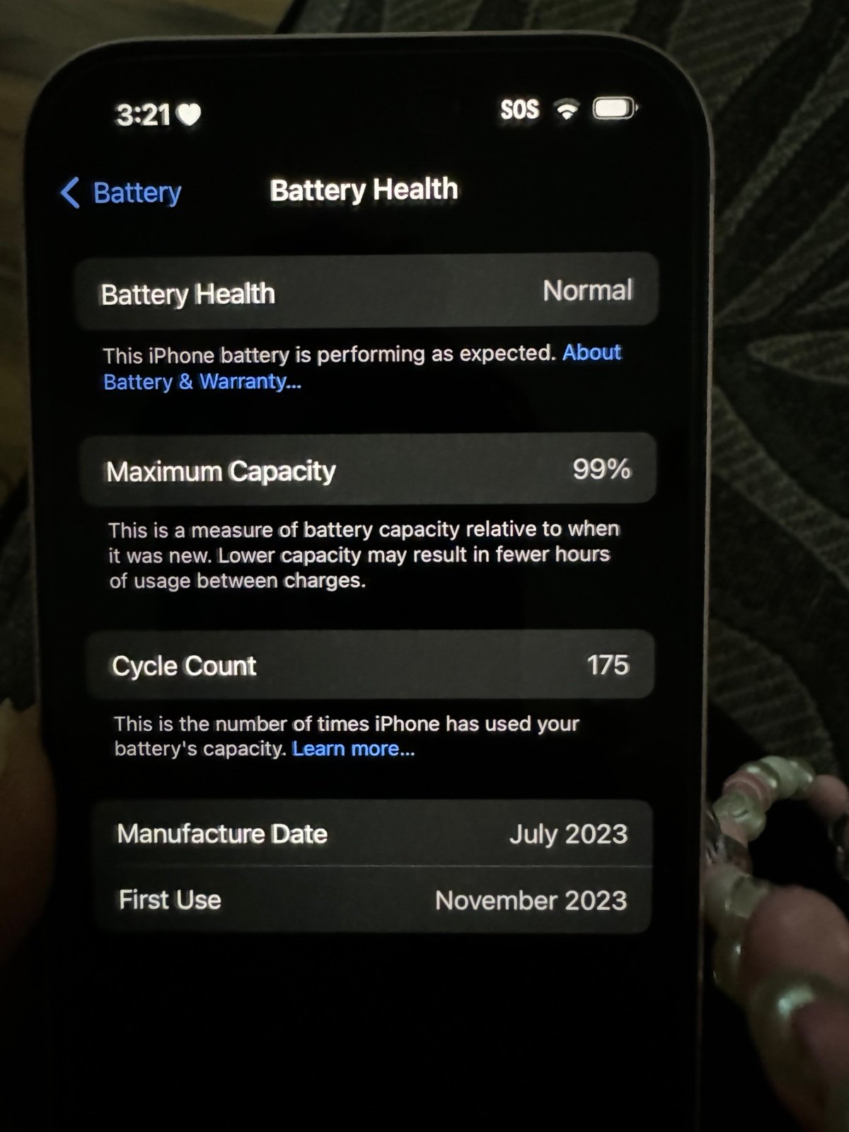 Pink iPhone 15 128g unlocked 6R75