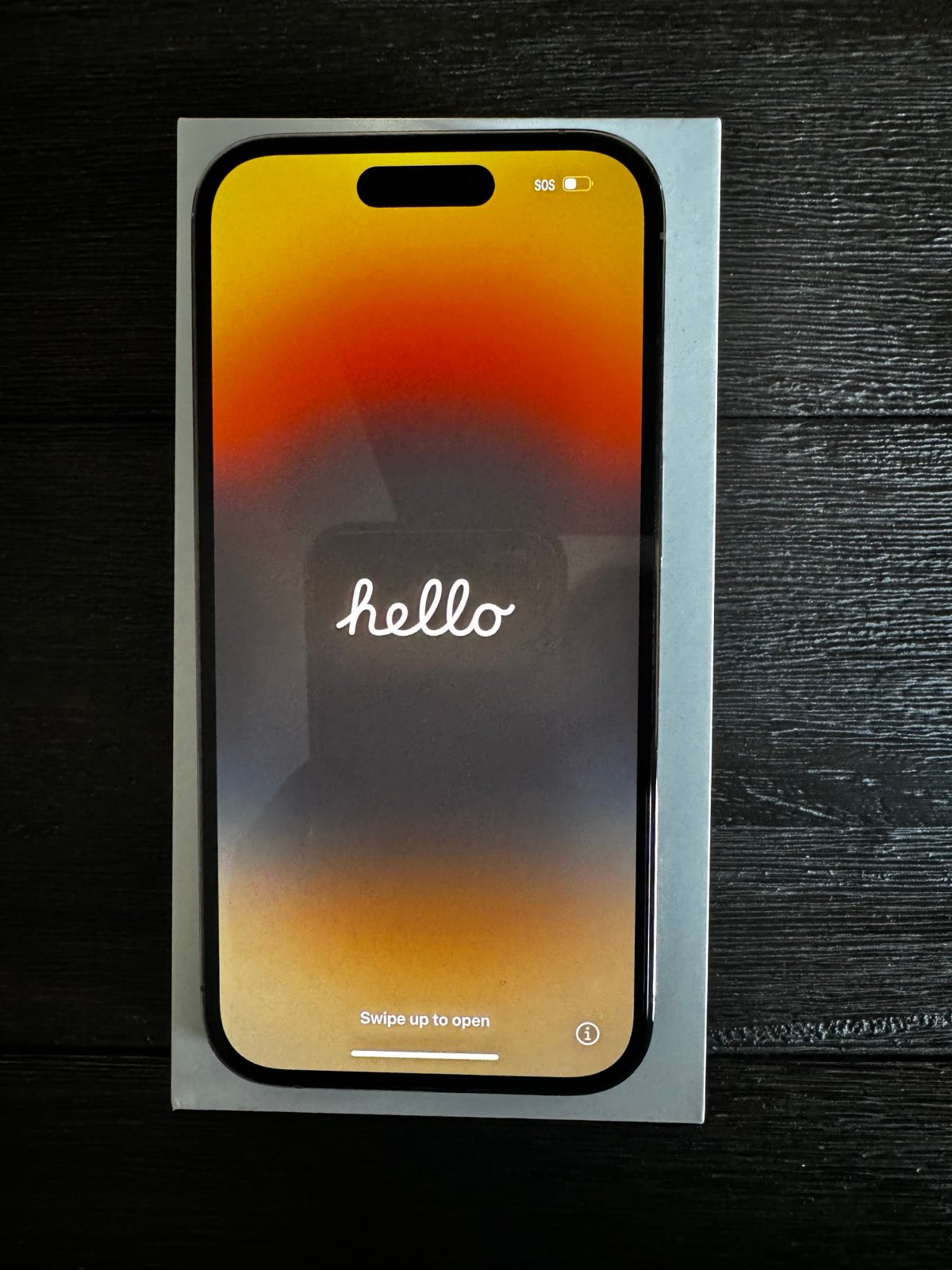 iPhone 14 Pro Gold 128 gb 8M63