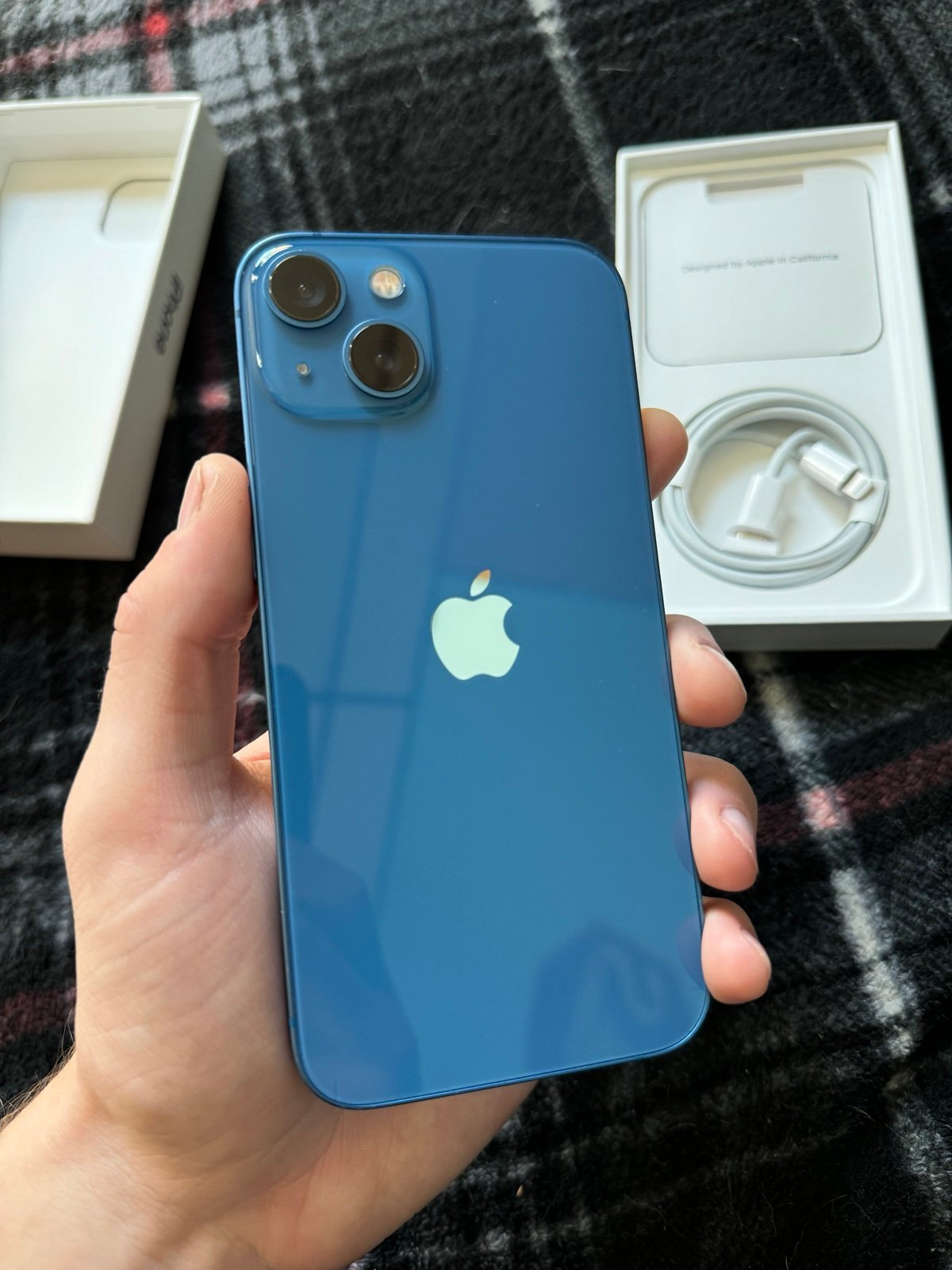 Apple iPhone 13 1A72