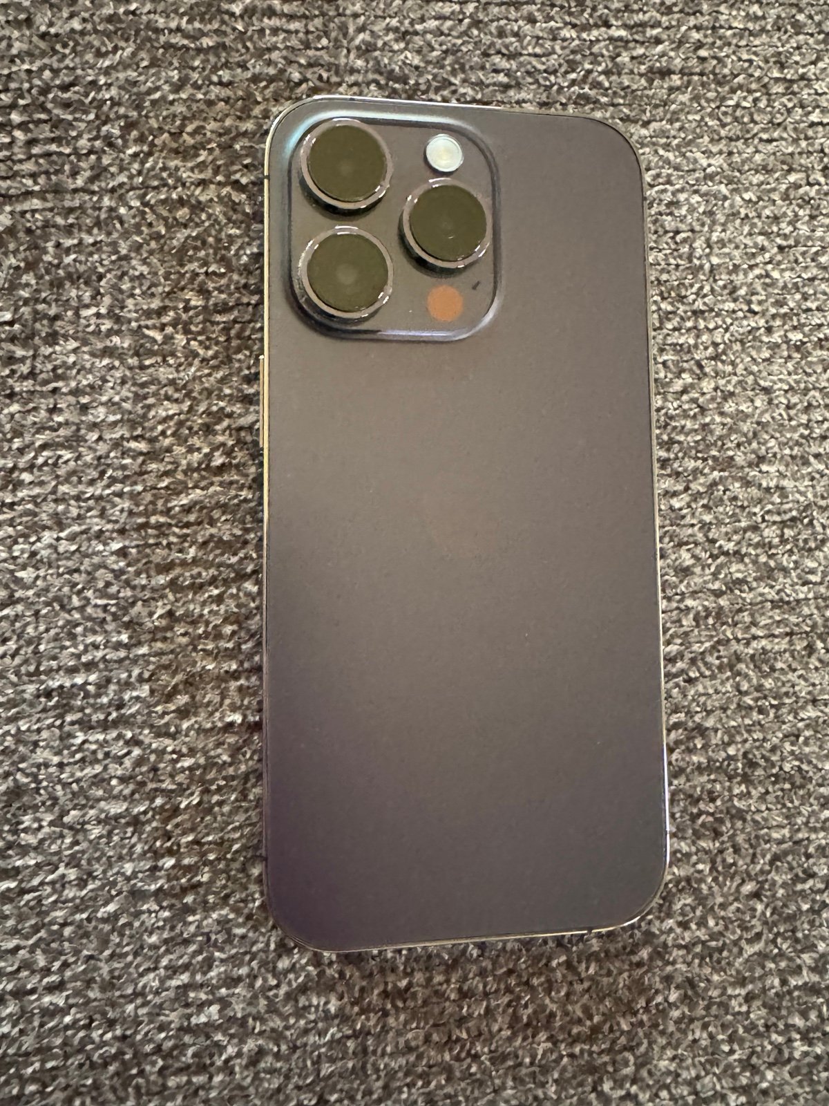 Apple iPhone 14 Pro 256 GB in Deep Purple-UNLOCKED 8P79