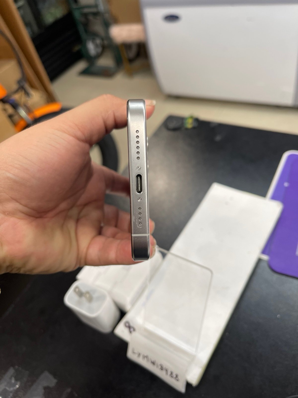 iPhone 15 pro max (AT&T) 256gb 5N31