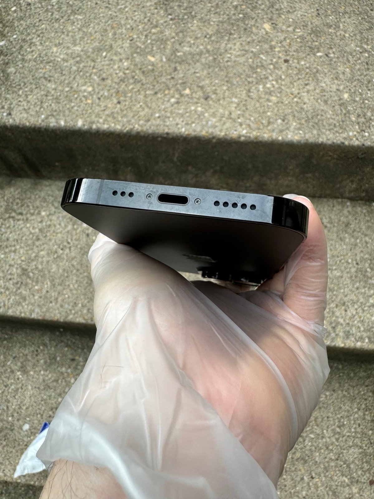 iPhone 14 Pro - 128 GB - T-Mobile - Apple - FREE Otterbox case with purchase 8K75