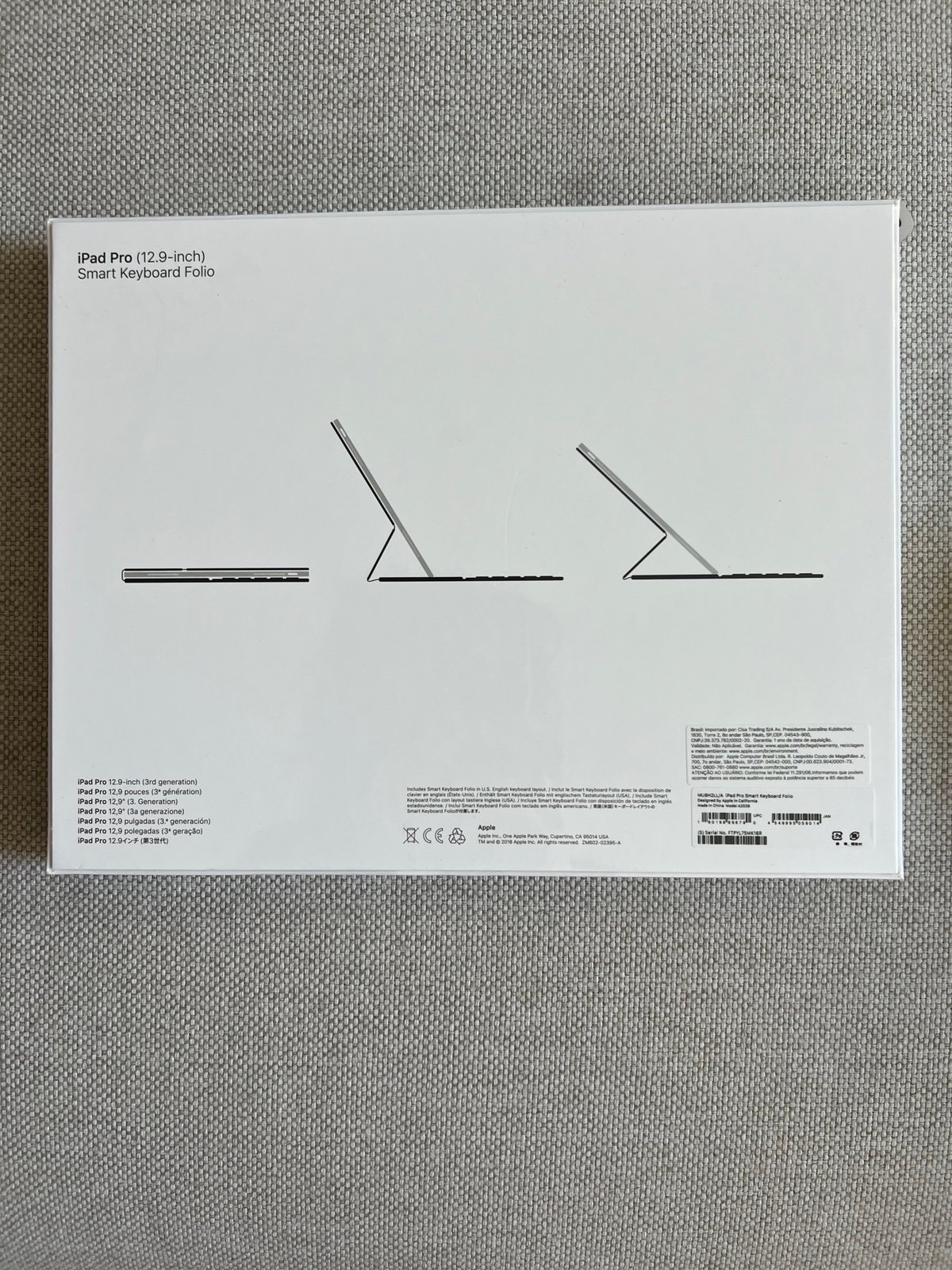 brand new ipad pro 12.9-inch wi-fi 512gb (3rd gen) + smart keyboard folio 9T28