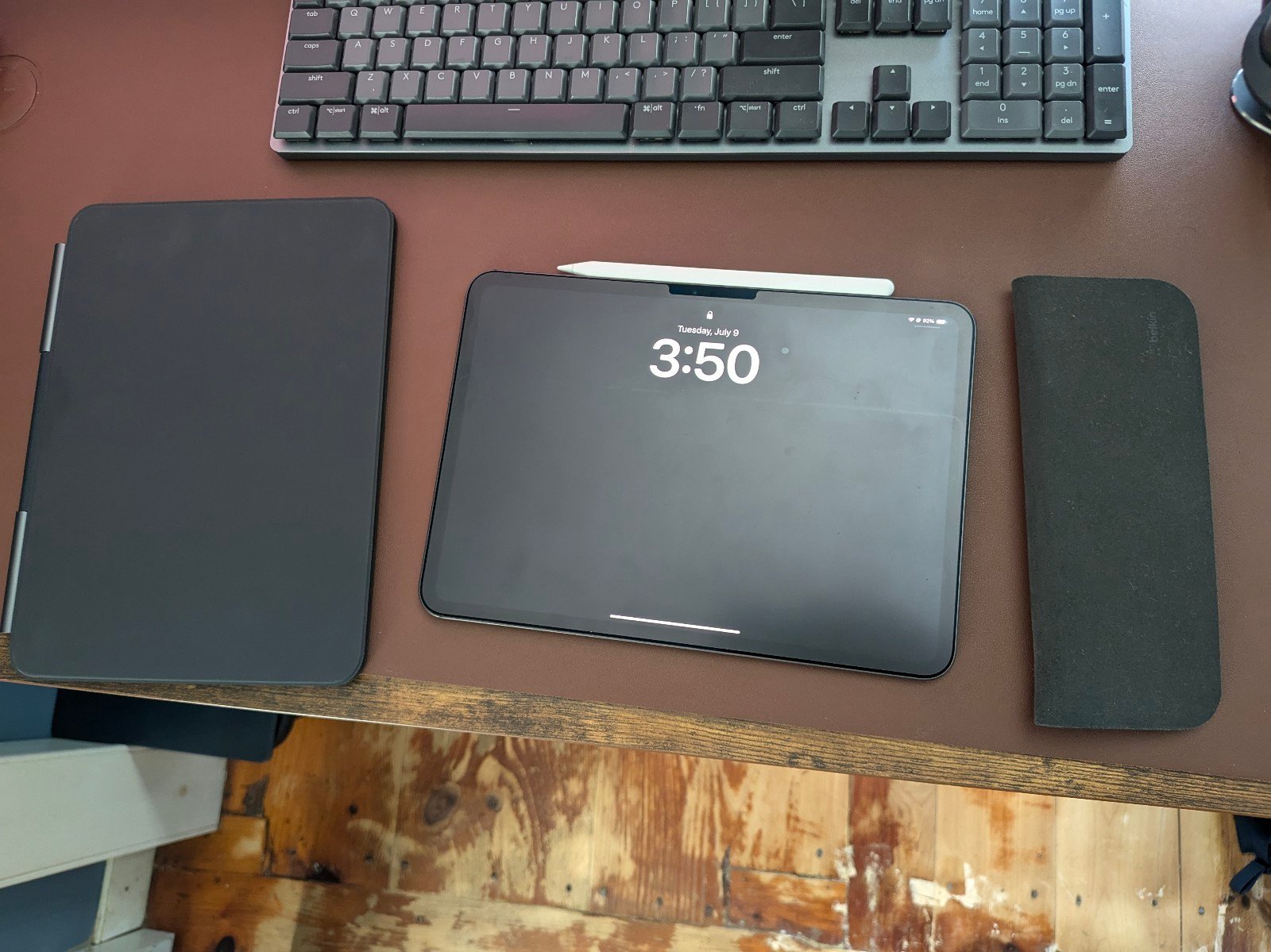 iPad Pro 11 inch m4 Bundle Space Grey (256Gb) 9Z53