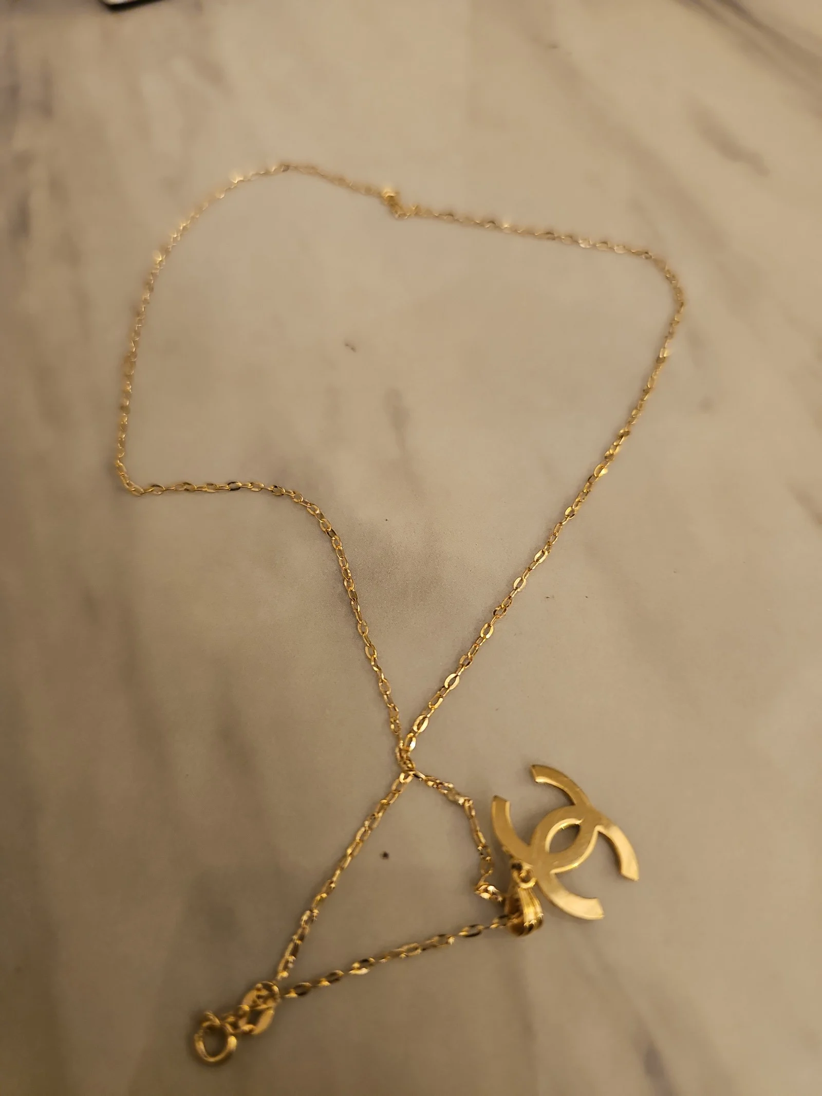 18k gold necklace