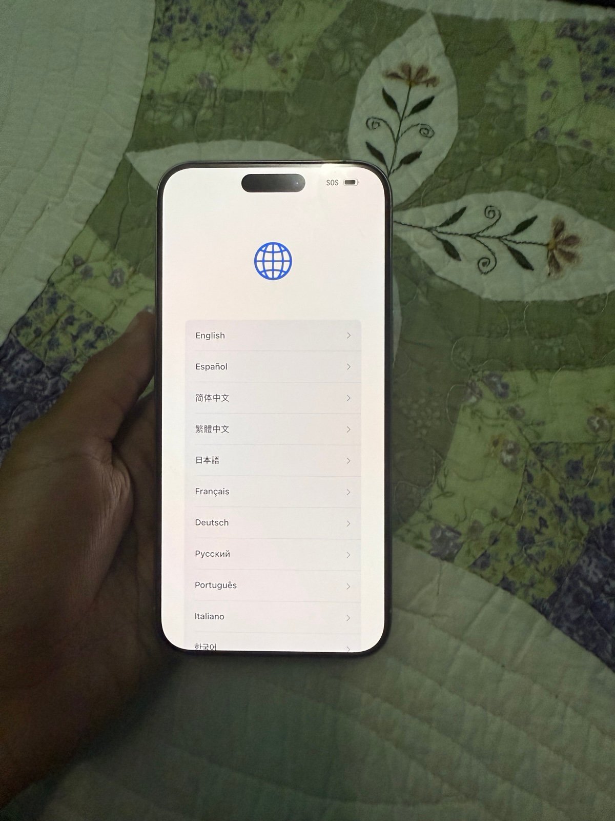 iPhone 15 pro max locked 1G83