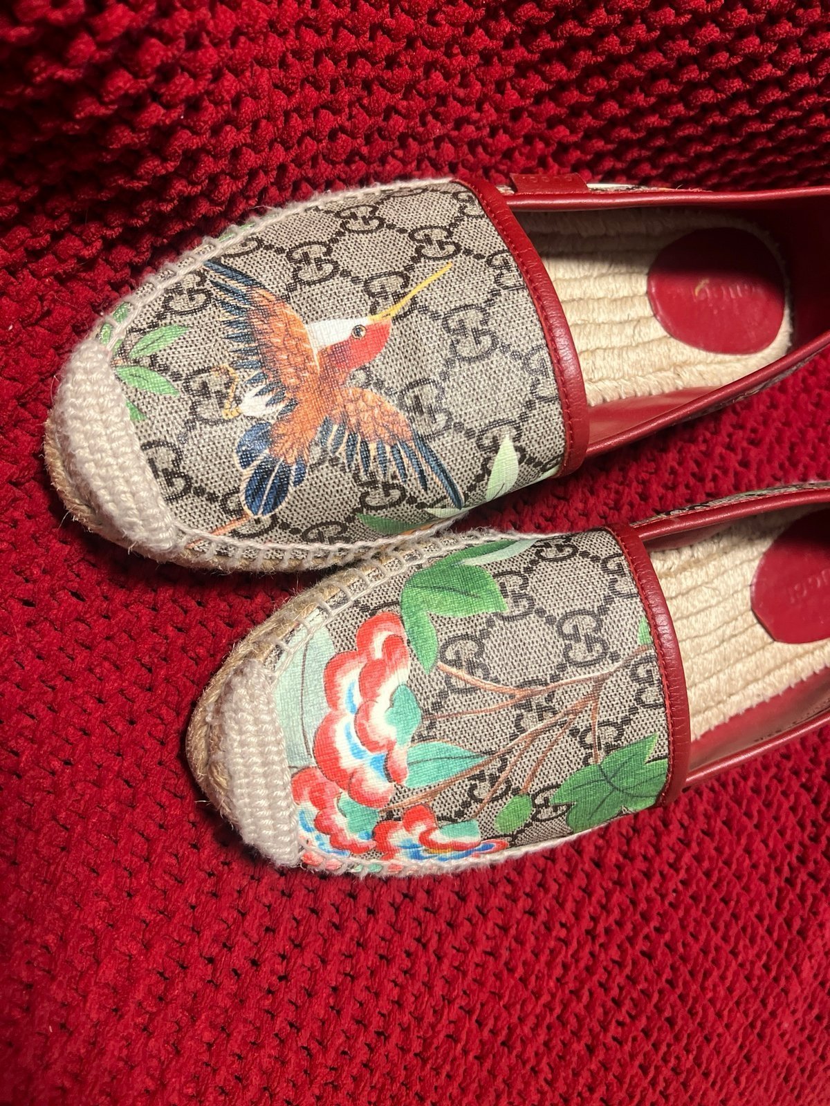 New Condition GUCCI GG Supreme Espadrilles!