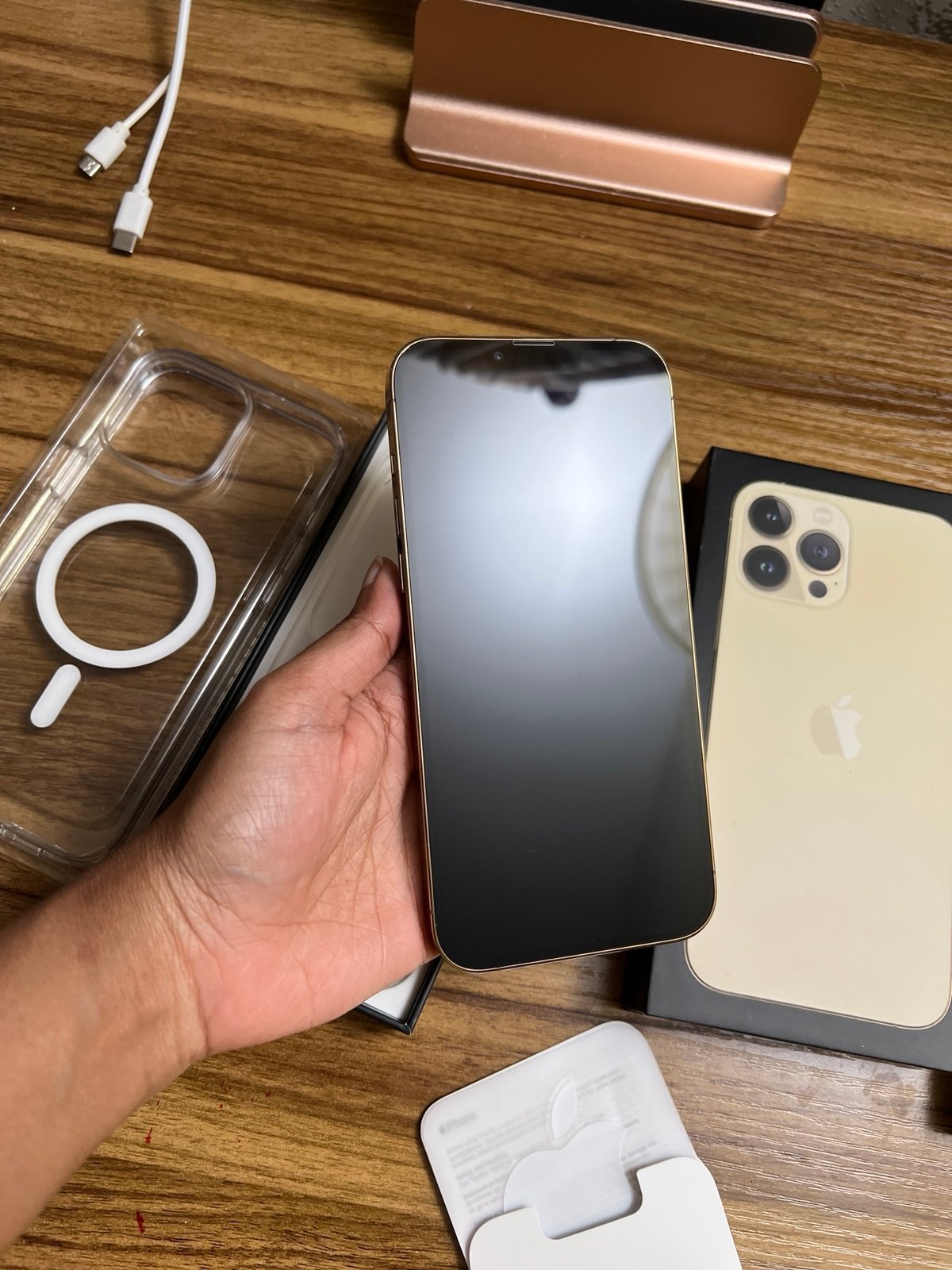 iPhone 13 Pro Max 5W82