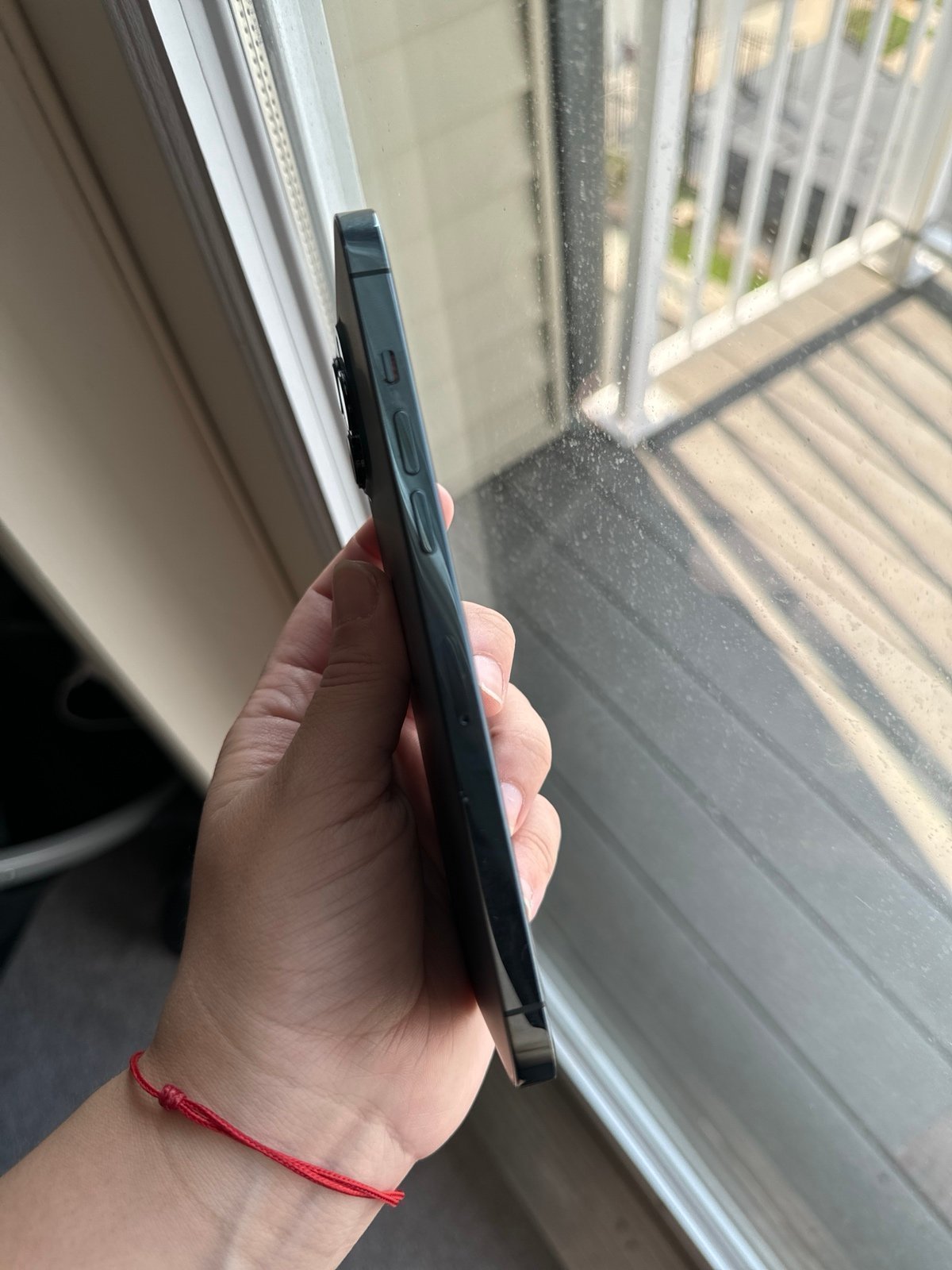 iphone 12 pro max phone unlocked 2S36